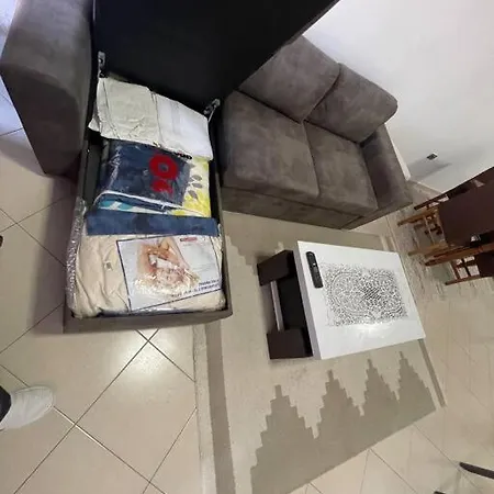 Ardit's Apartment. شقة *