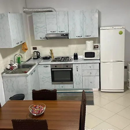 Ardit's Apartment. شقة تيرانا