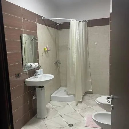 Ardit's Apartment. تيرانا